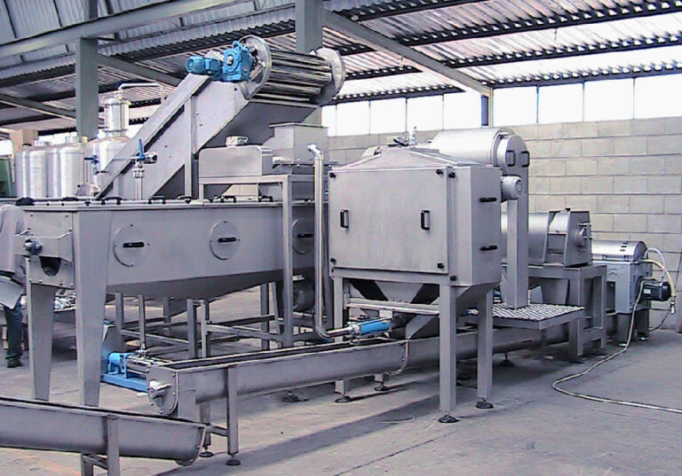 Thiết bị tách dịch xoài của Tropical Food Machinery