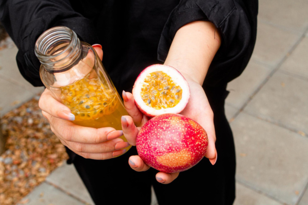 Pha chế nước ép chanh dây cô đặc với soda